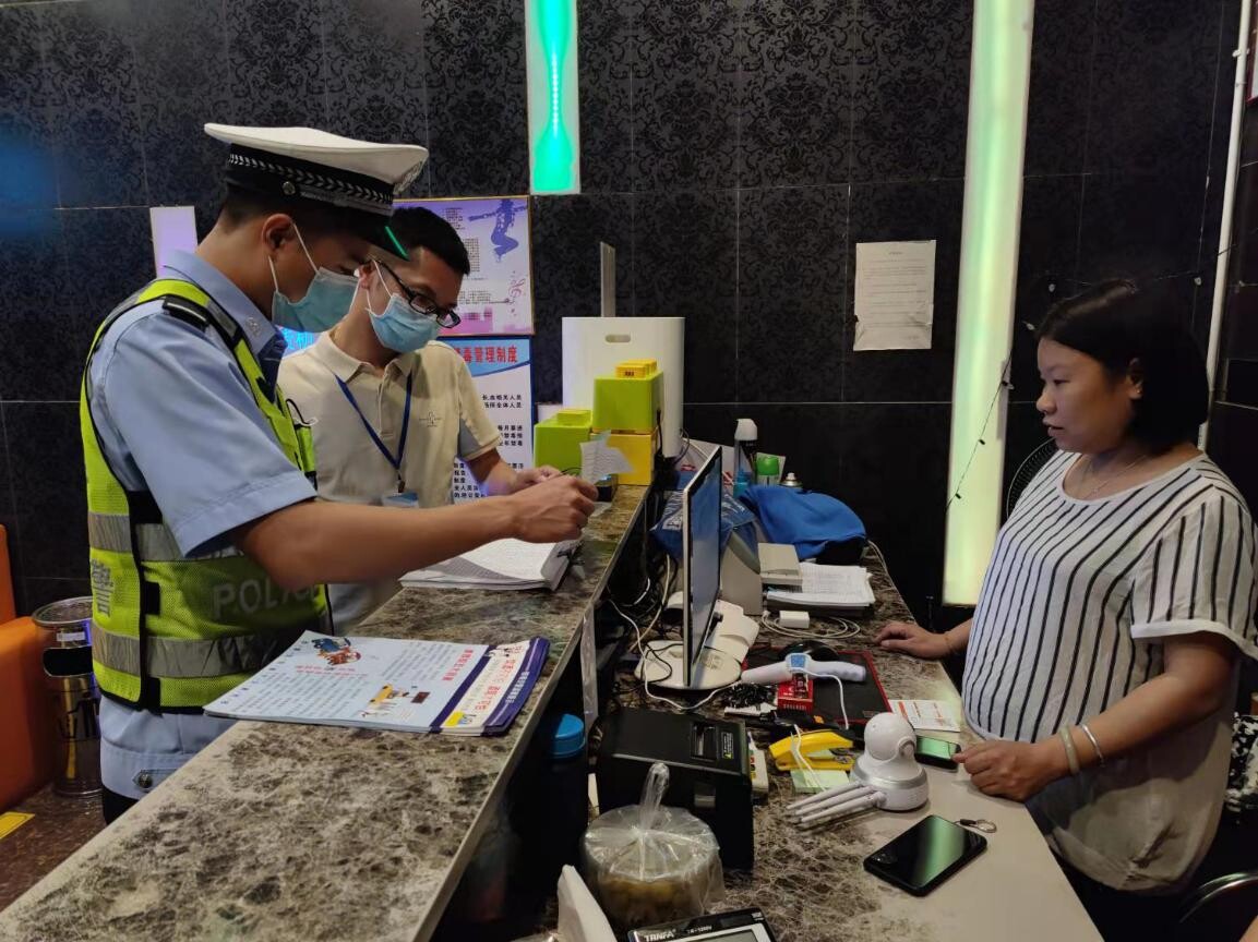 54期）郁南：切實(shí)做好文化旅游行業(yè)系統(tǒng)防范化解道路交通安全風(fēng)險(xiǎn)工作疫情防控工作(1)_4