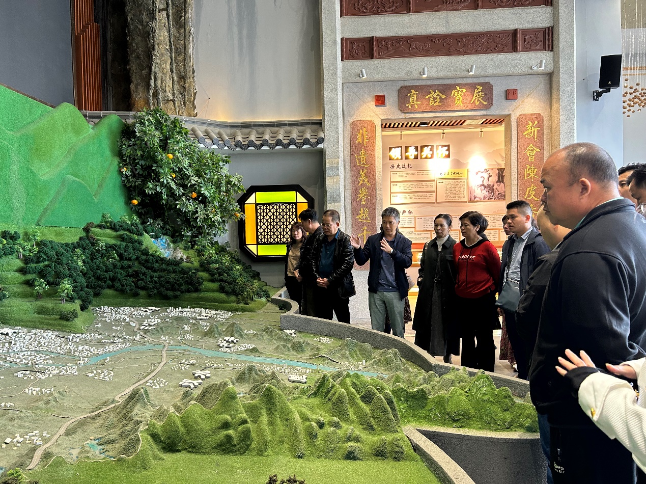 (簡訊)縣工商聯(lián)開展“品風味·推特產(chǎn)”調(diào)研考察活動.docx_2